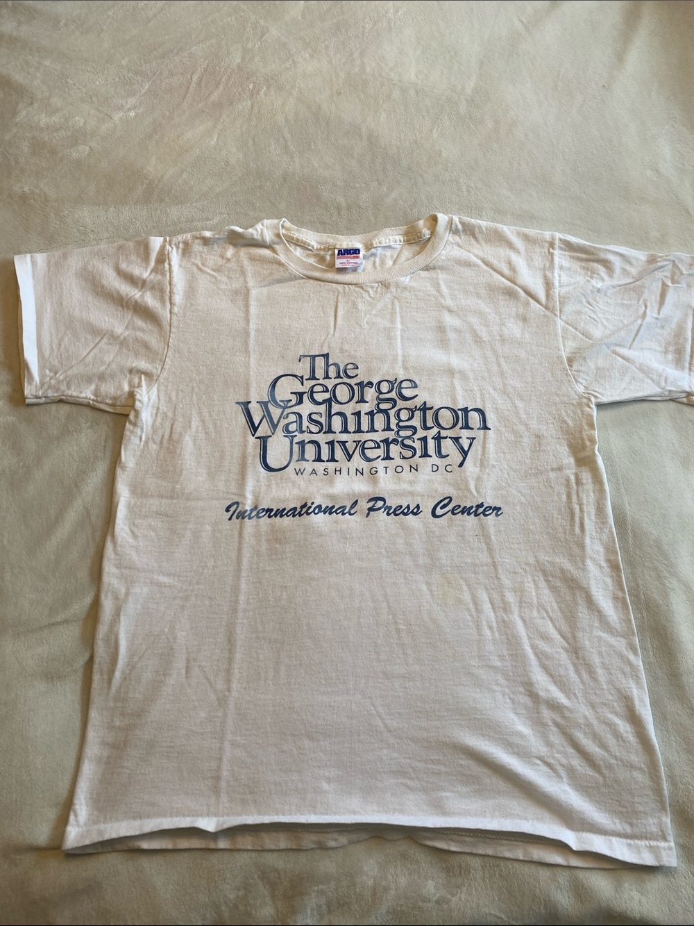 Vintage George Washington University Spring 1990 Bush/Gorbachev Short Sleeve Tee